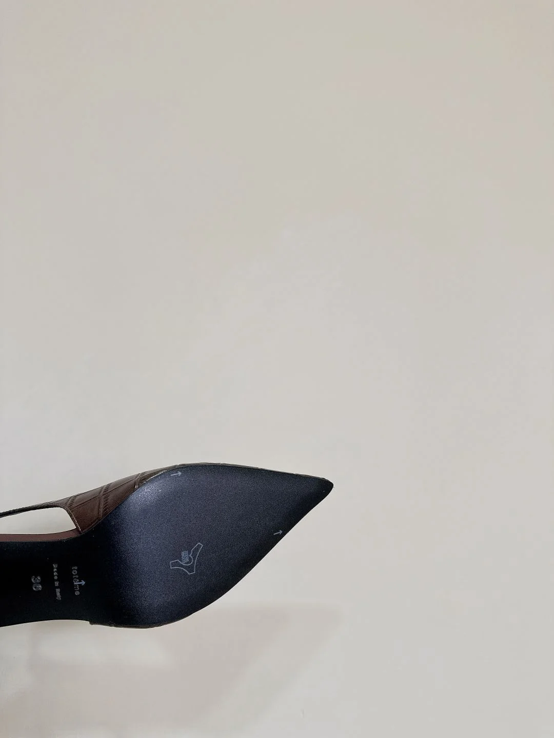 Durable Toteme Sandals 7195