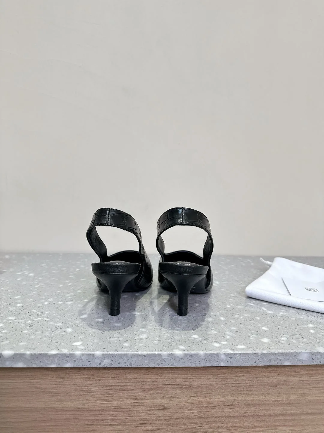 Effortless Toteme Sandals 7119