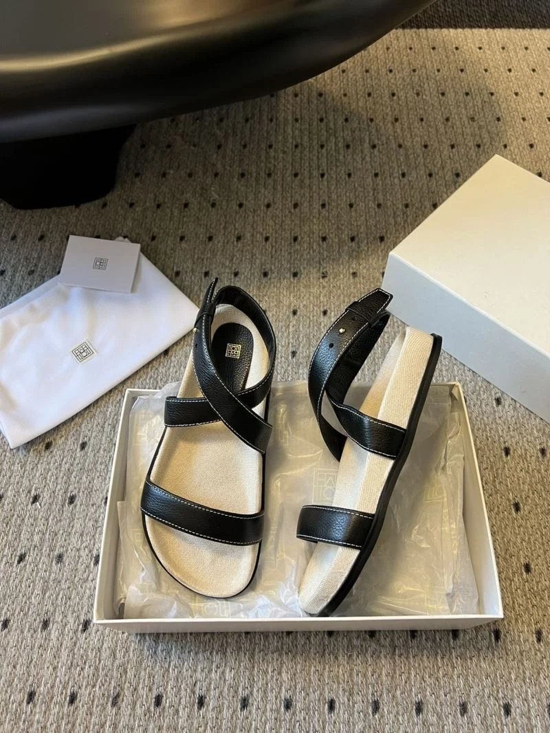 WellDesigned Toteme Sandals 11153