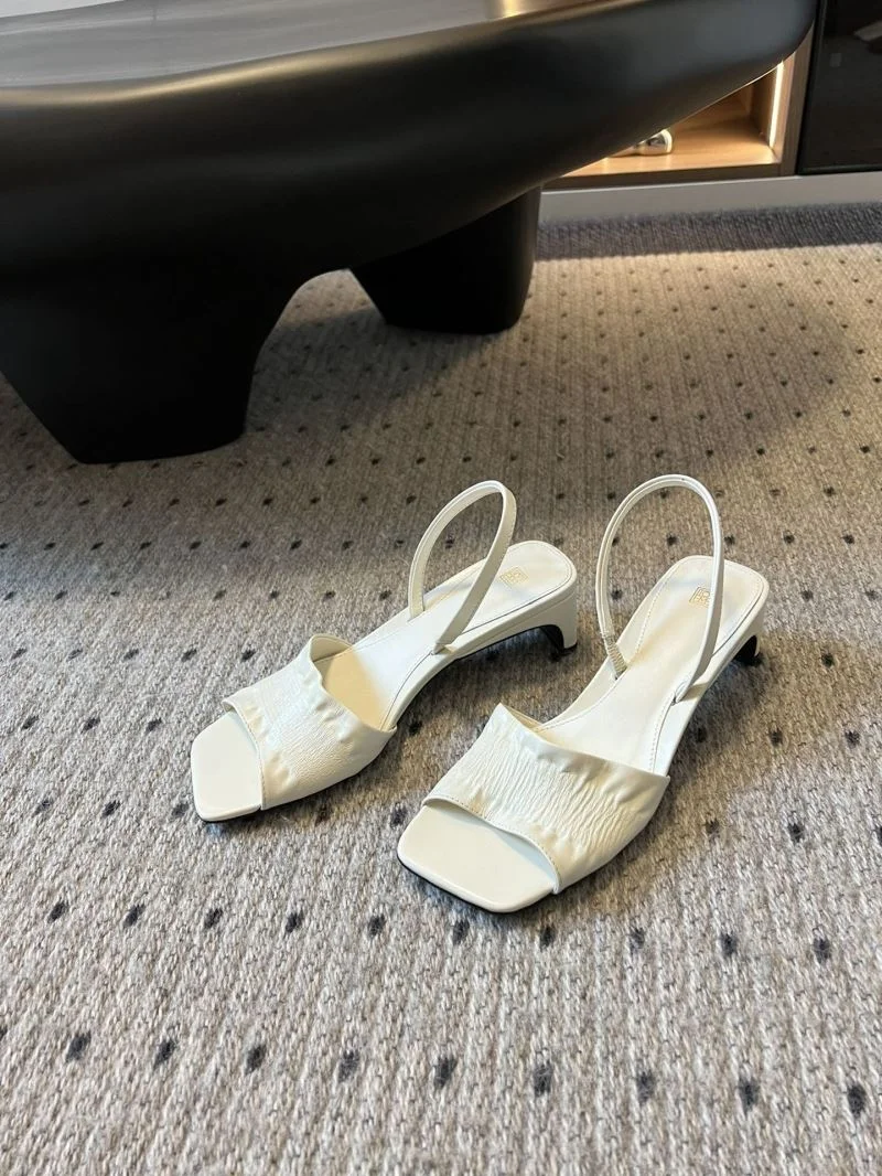 Premium Toteme Sandals 11141