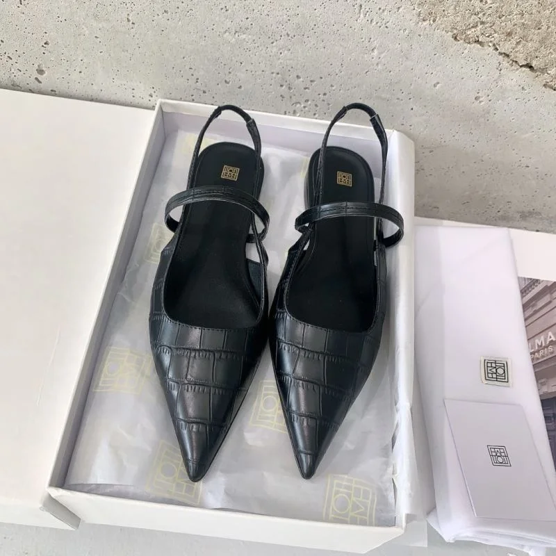 Casual Toteme Sandals 11138