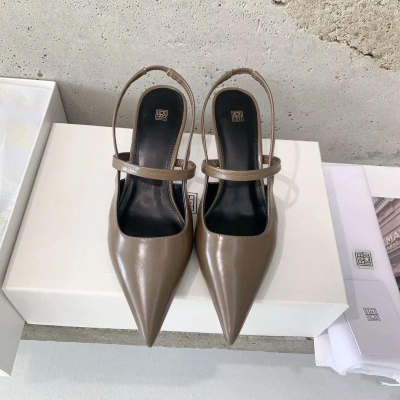 ModernLook Toteme Sandals 11132
