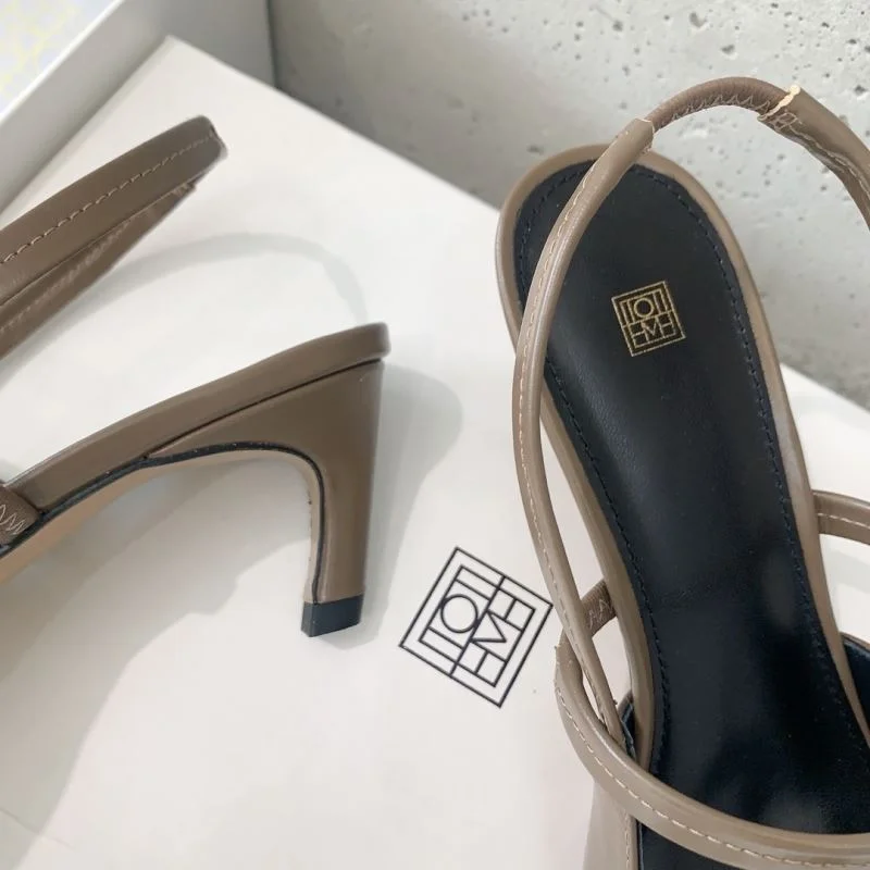 ModernLook Toteme Sandals 11132