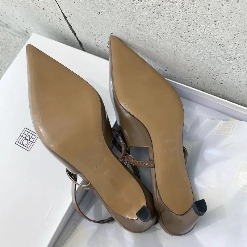 ModernLook Toteme Sandals 11132