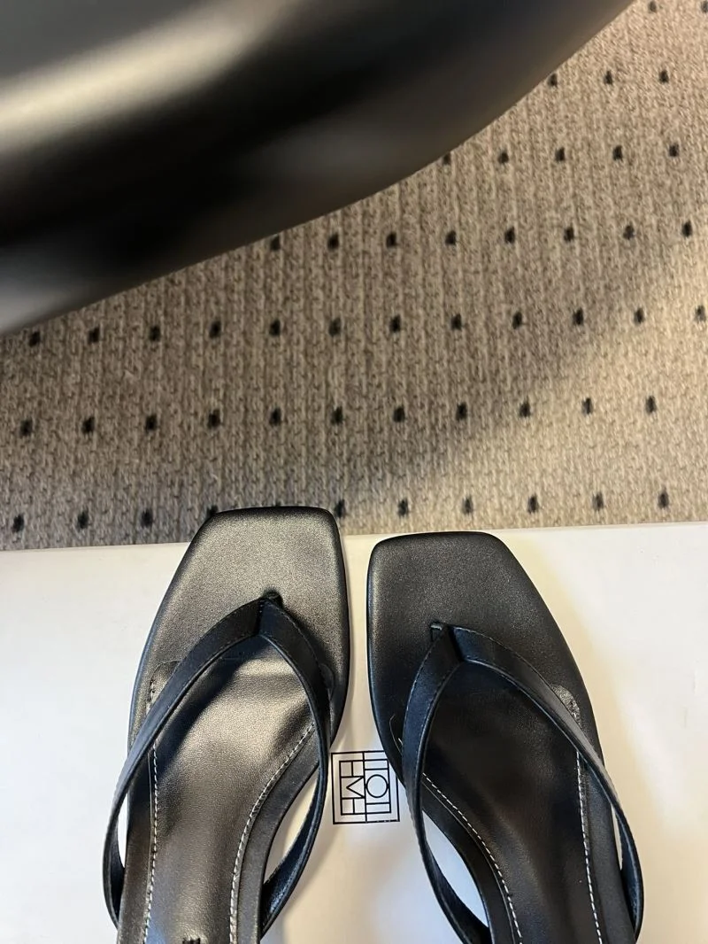 Minimalist Toteme Sandals 8727