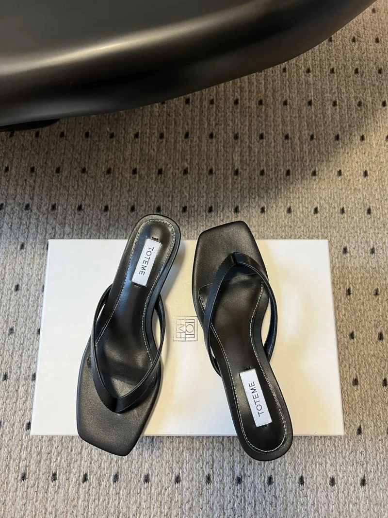 Minimalist Toteme Sandals 8727