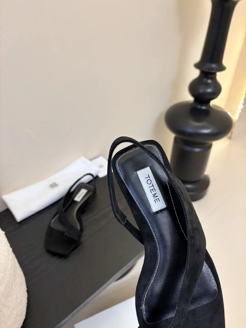 Practical Toteme Sandals 8738