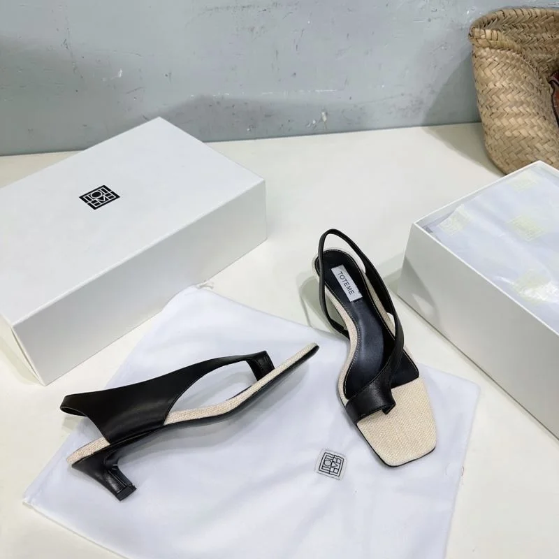 Toteme Sandals Sporty 8728