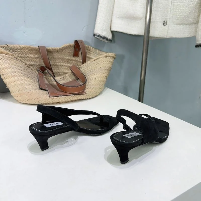 Attractive Toteme Sandals 8731
