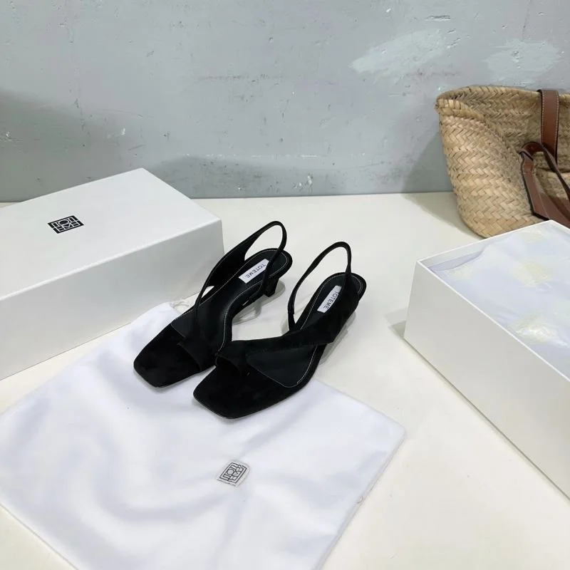 Attractive Toteme Sandals 8731