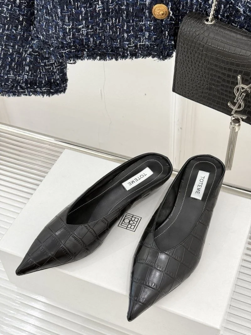 Durable Toteme Sandals 15370