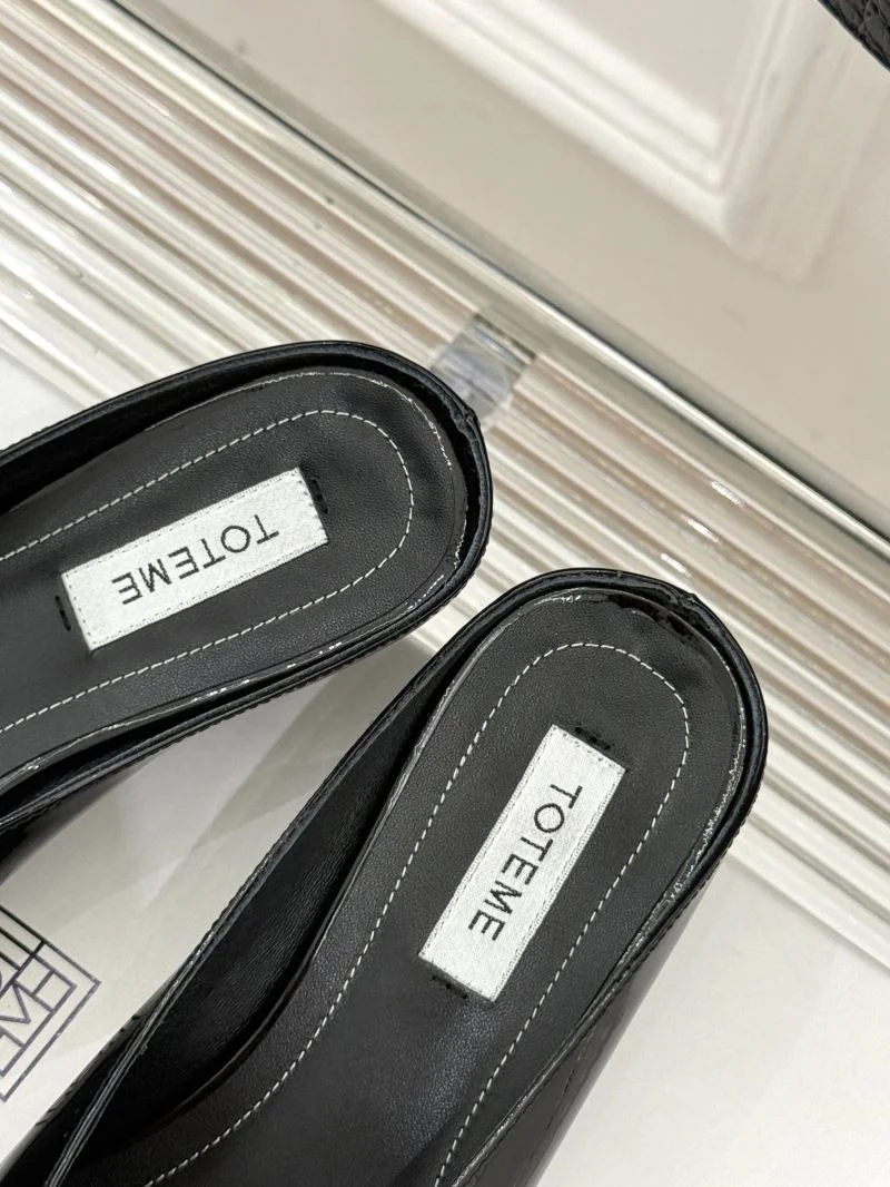 Sleek Toteme Sandals 15372