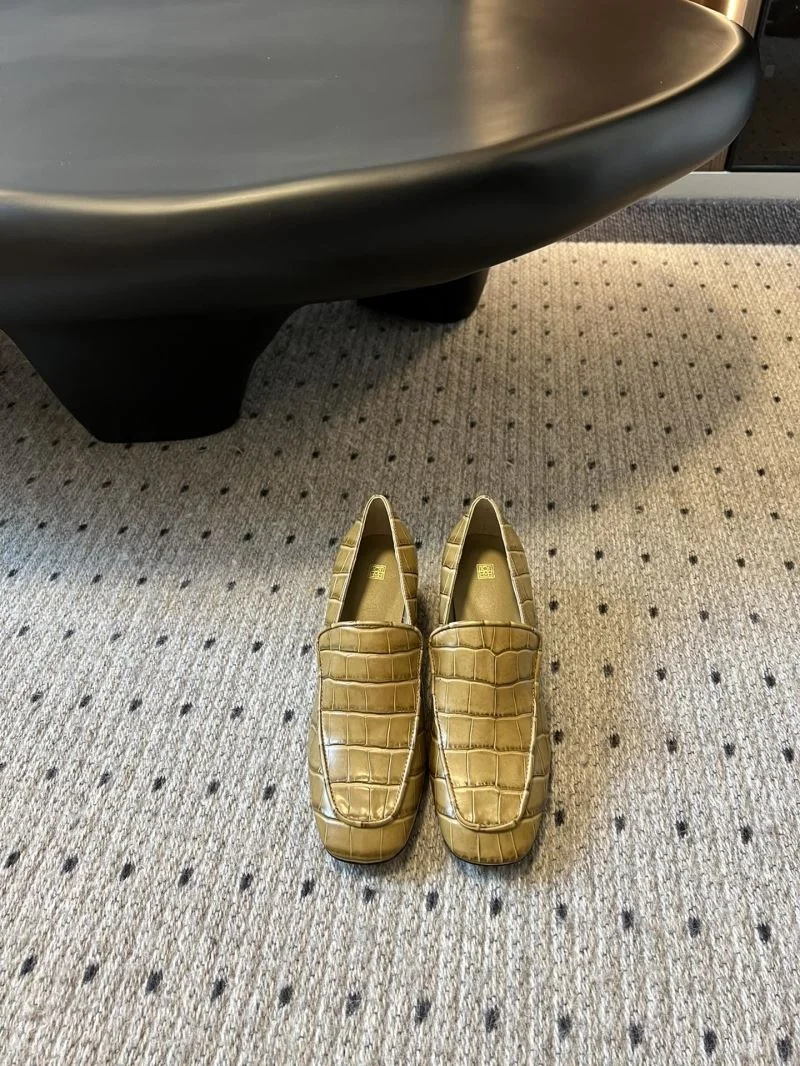 Compact Toteme Shoes 11136