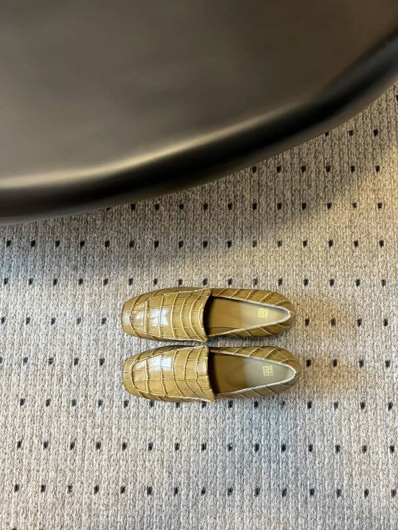 Compact Toteme Shoes 11136