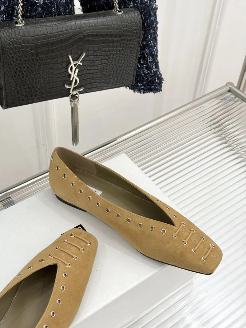 Toteme Shoes Classic 11119