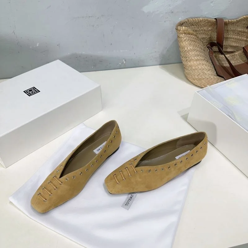Toteme Shoes Functional 8821