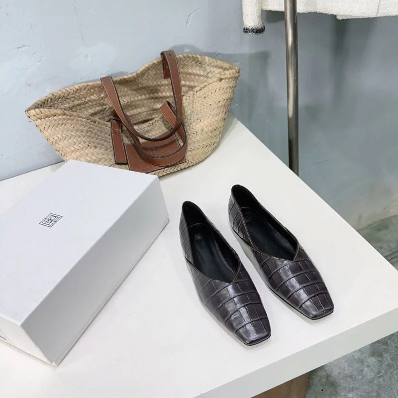 Toteme Shoes GoAnywhere 15358