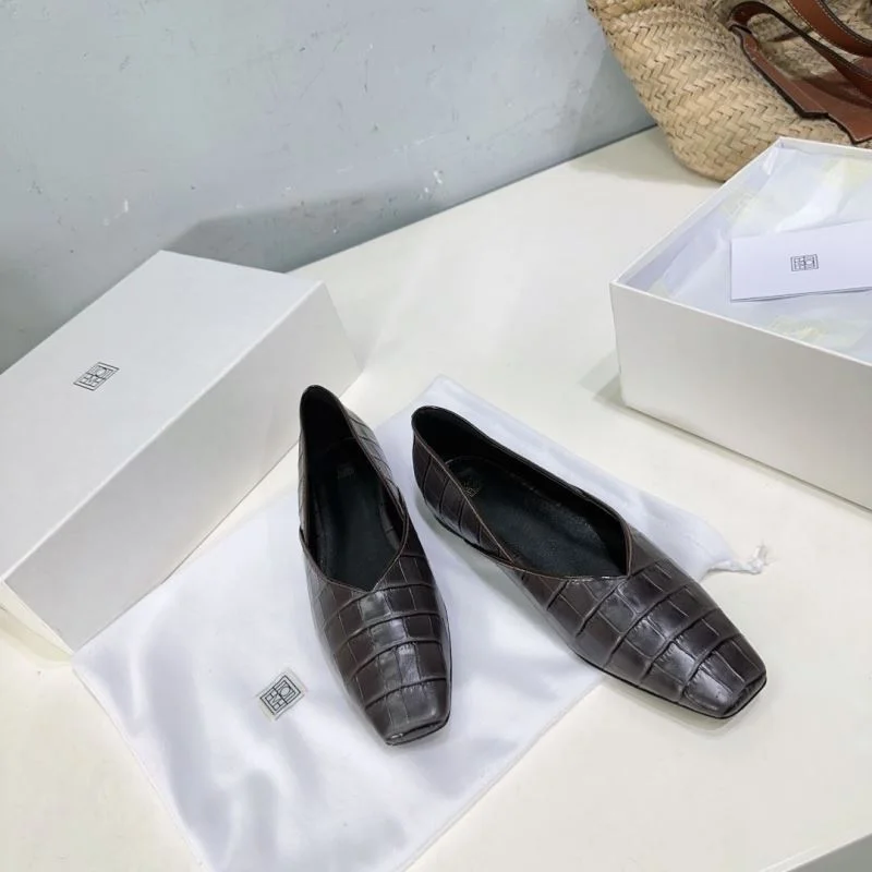 Toteme Shoes GoAnywhere 15358