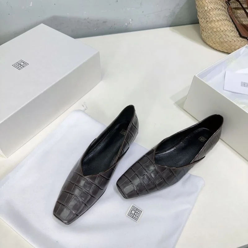 Toteme Shoes GoAnywhere 15358