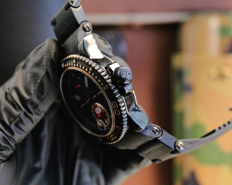 SmoothTexture ULYSSE NARDIN Watches 204216