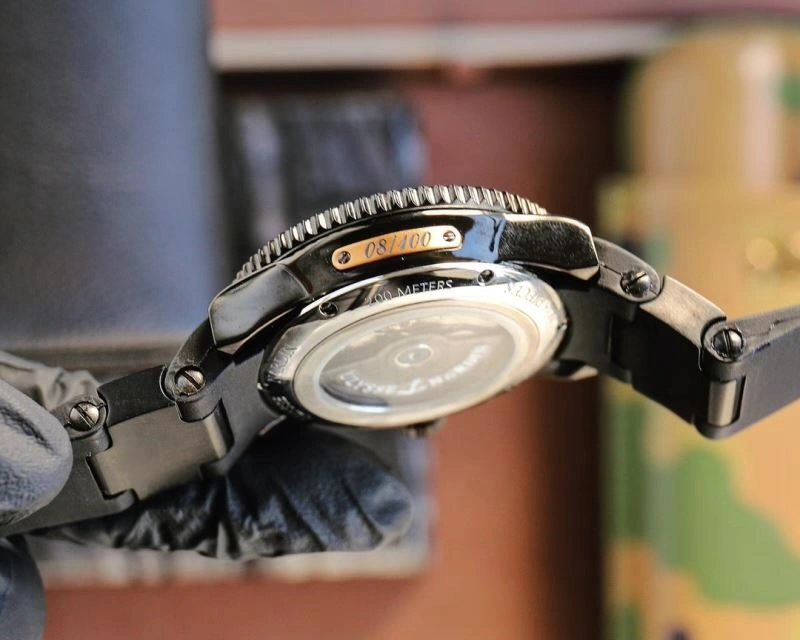SmoothTexture ULYSSE NARDIN Watches 204216