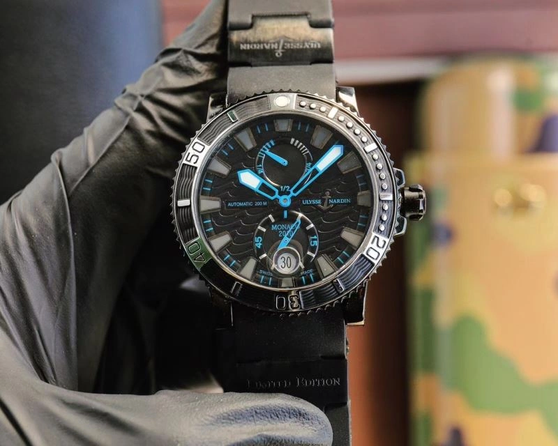 SmoothTexture ULYSSE NARDIN Watches 204216
