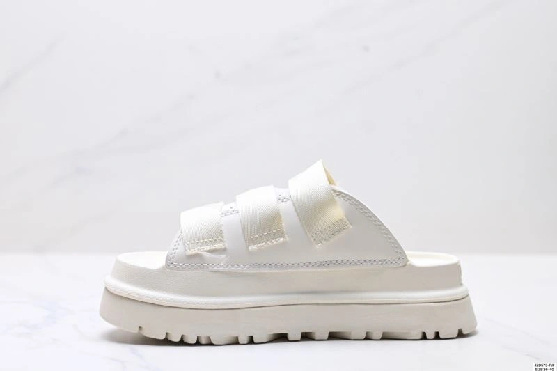 Ugg Sandals Sophisticated 1677