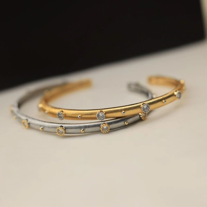 Compact Unclassified Brand Bracelets 213791