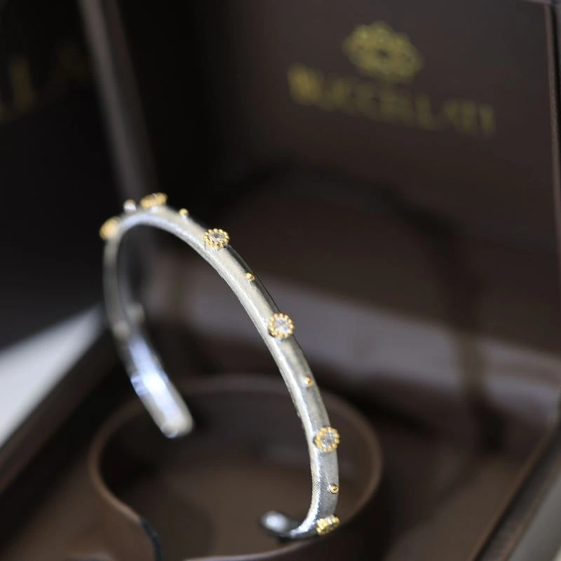 Compact Unclassified Brand Bracelets 213791