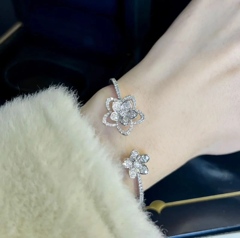 Unclassified Brand Bracelets Stretchable 213786