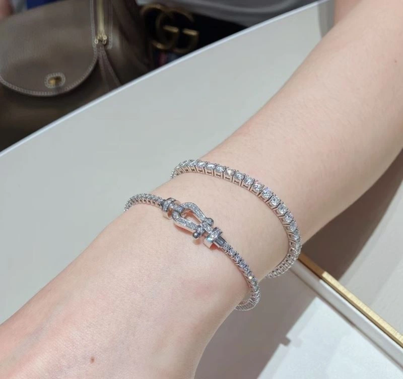 Chic Unclassified Brand Bracelets 213372