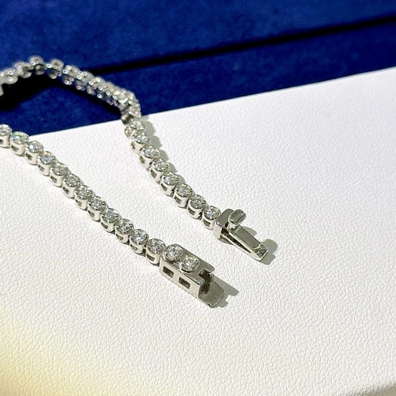 Chic Unclassified Brand Bracelets 213372