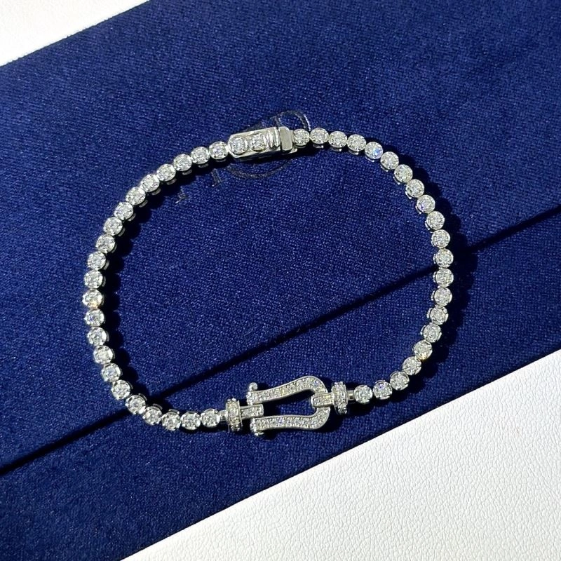 Chic Unclassified Brand Bracelets 213372