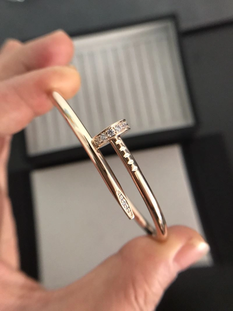 Elegant Unclassified Brand Bracelets 213384