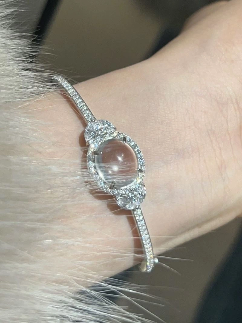Youthful Unclassified Brand Bracelets 213353