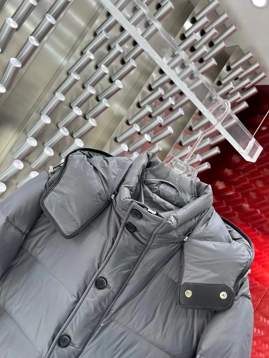 NewStyle Unclassified Brand Down Jackets 165131