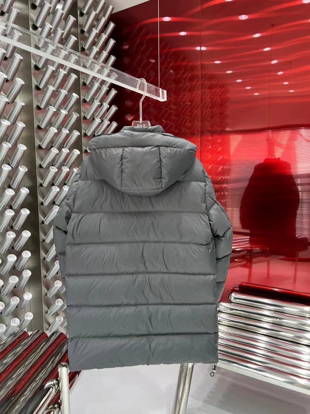NewStyle Unclassified Brand Down Jackets 165131