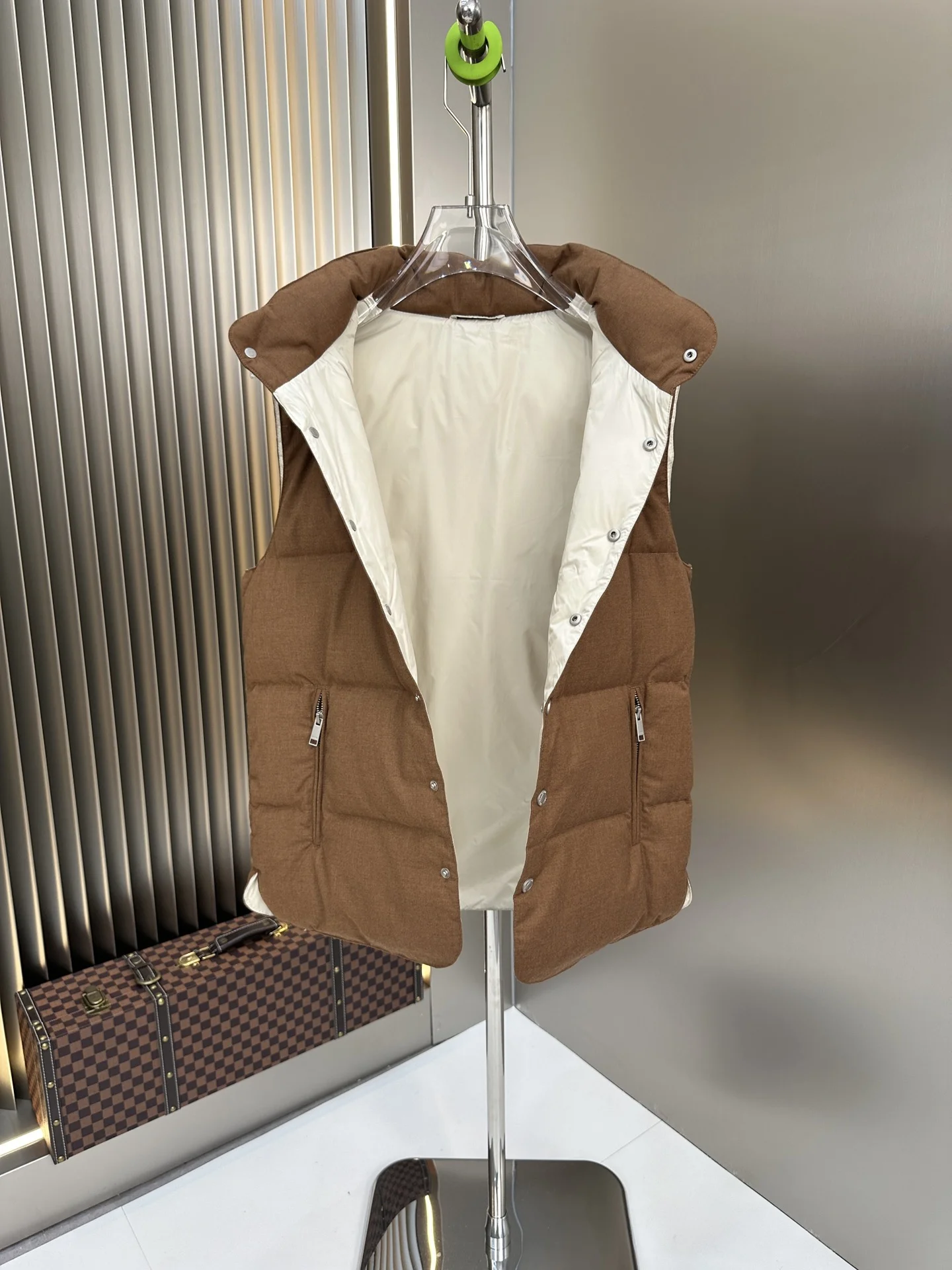 Breathable Unclassified Brand Down Jackets 165132