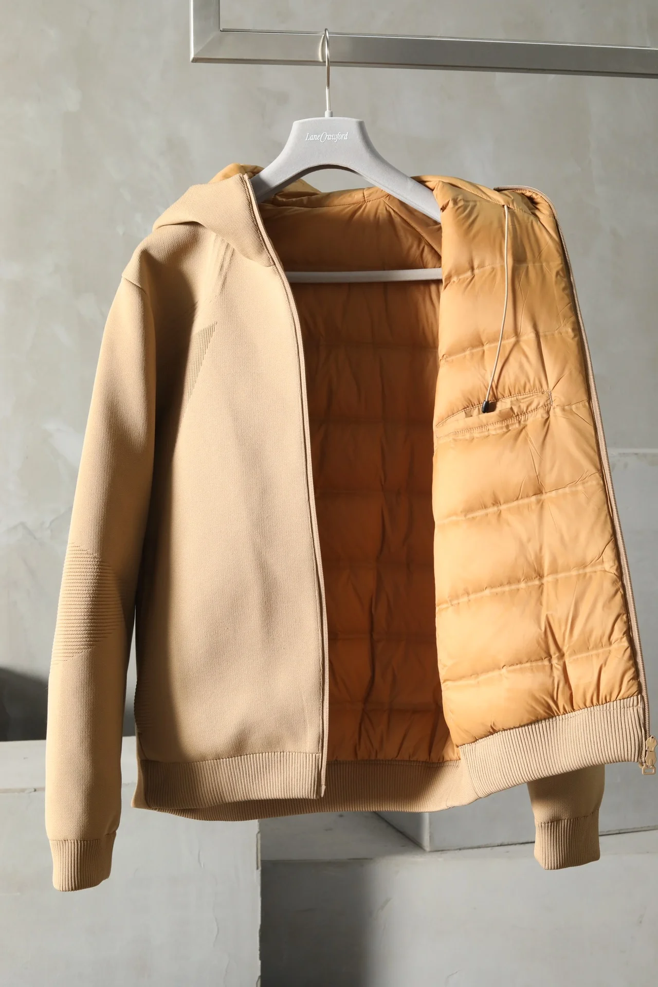 AllSeason Unclassified Brand Down Jackets 165067