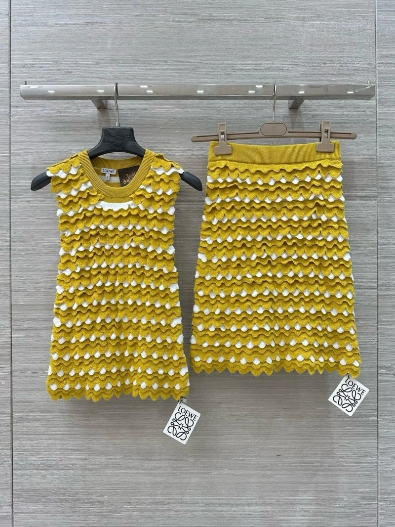 Fashionable Unclassified Brand Dress Suits 150611