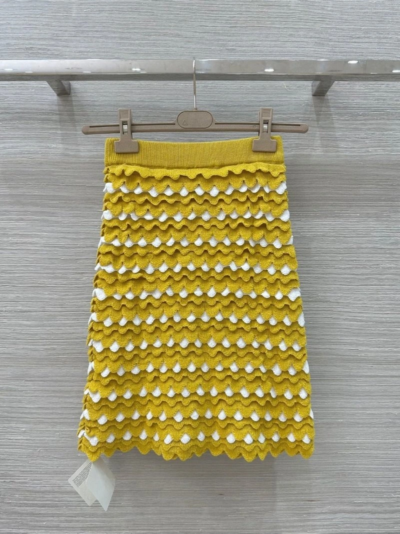 Fashionable Unclassified Brand Dress Suits 150611
