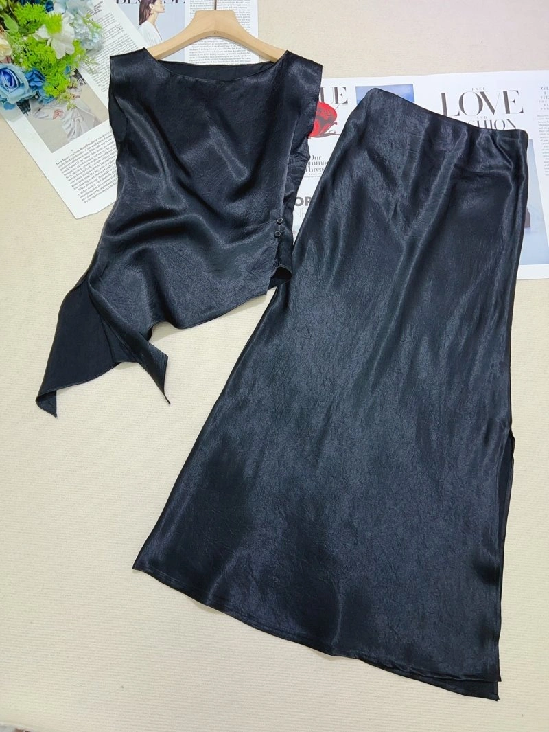 Unclassified Brand Dress Suits Compact 153899