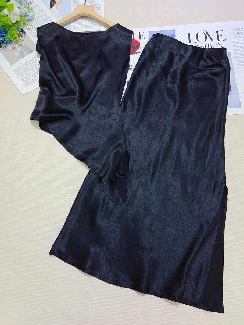 Unclassified Brand Dress Suits Compact 153899