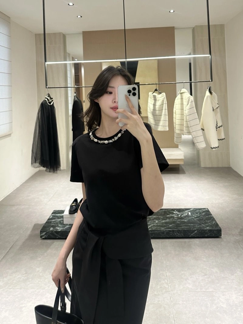 Resilient Unclassified Brand Dress Suits 153887
