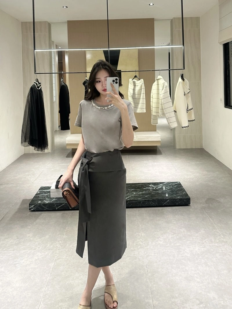 Effortless Unclassified Brand Dress Suits 153881