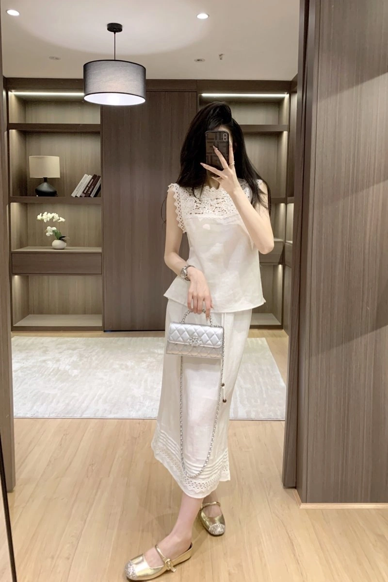 FashionForward Unclassified Brand Dress Suits 152704