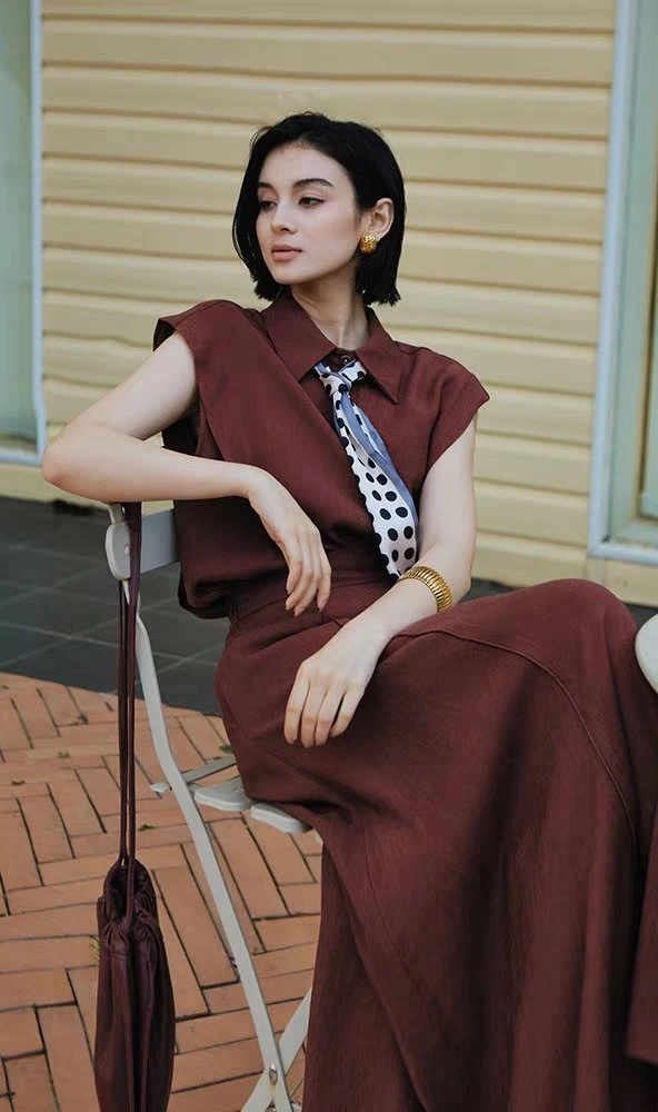 Fashionable Unclassified Brand Dress Suits 152683