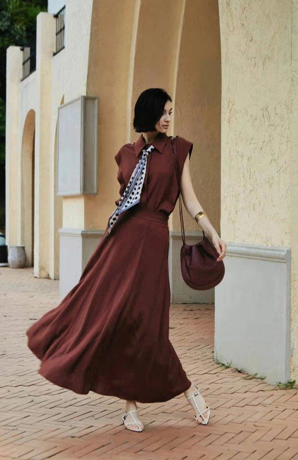 Fashionable Unclassified Brand Dress Suits 152683