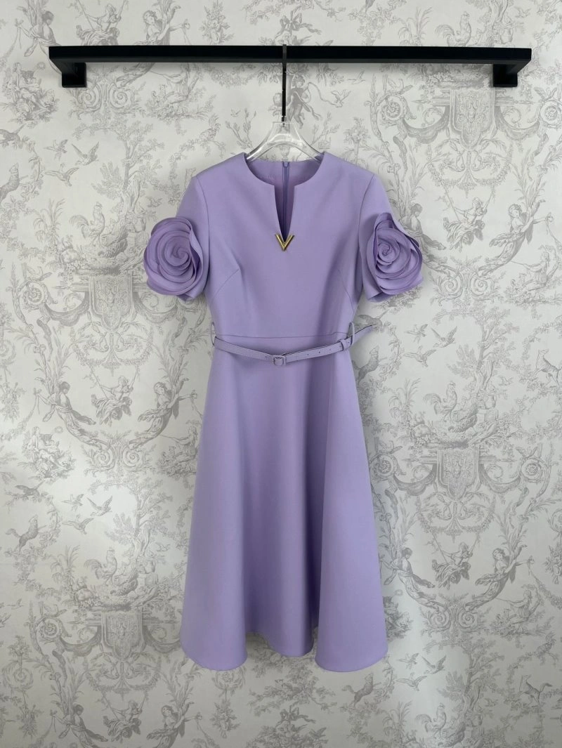 Vibrant Unclassified Brand Dress 152166