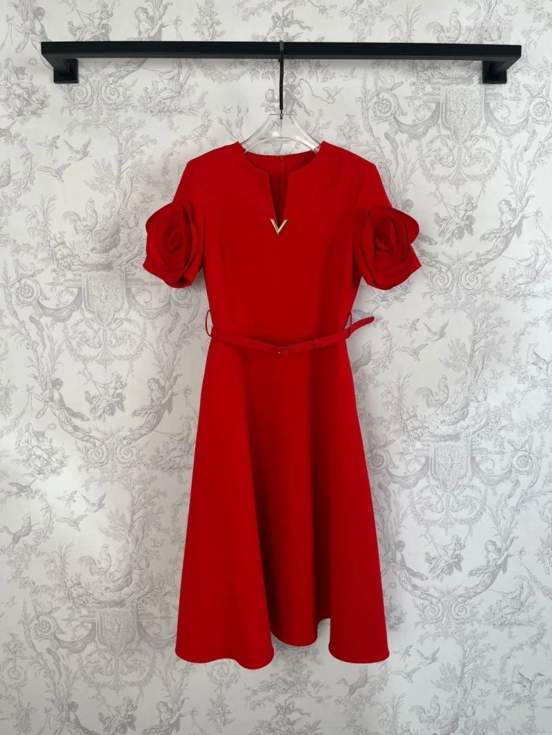 Vibrant Unclassified Brand Dress 152166